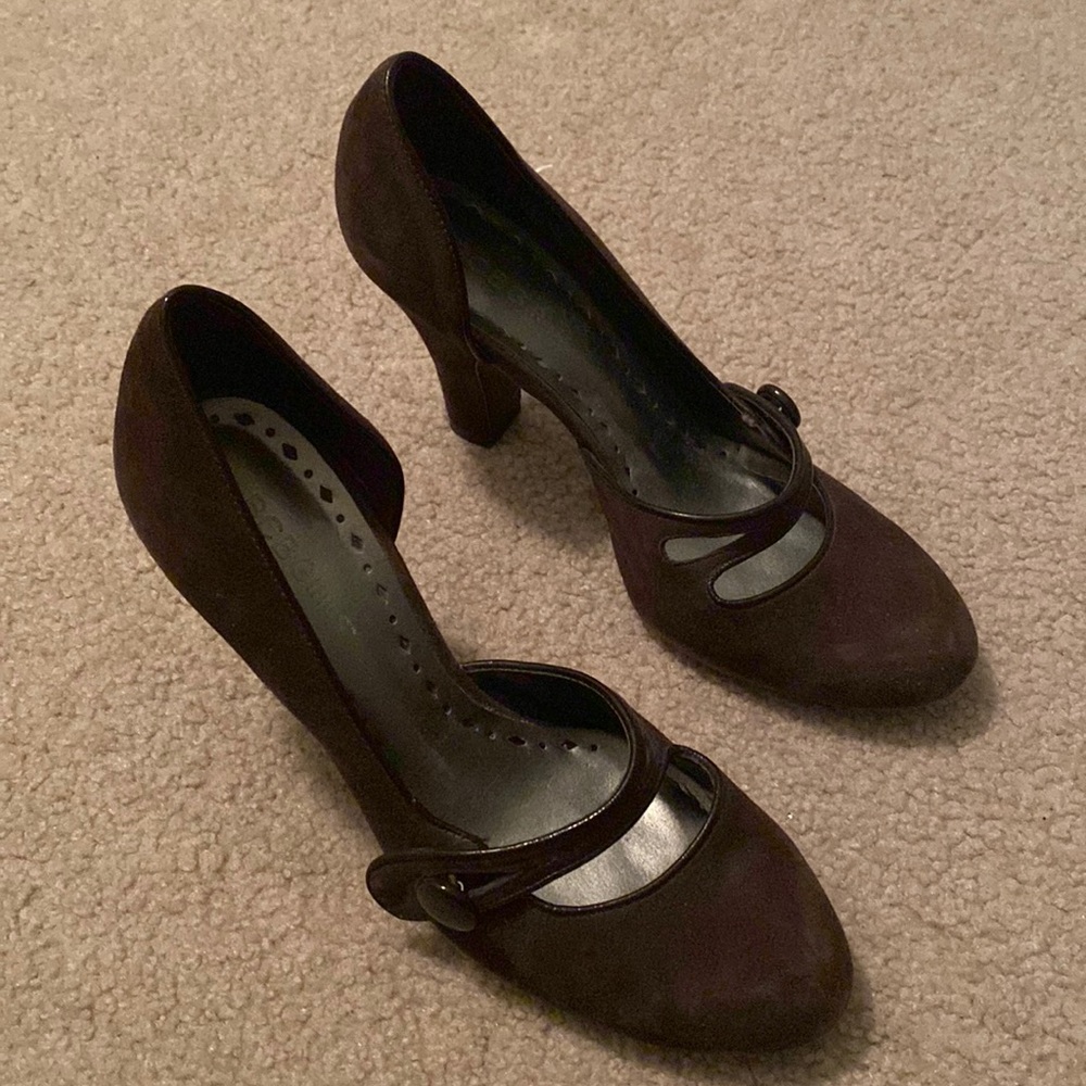 BCBGGirls - Brown suede heels